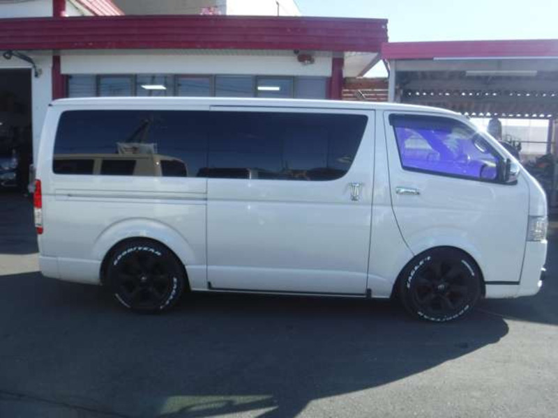HIACE VAN