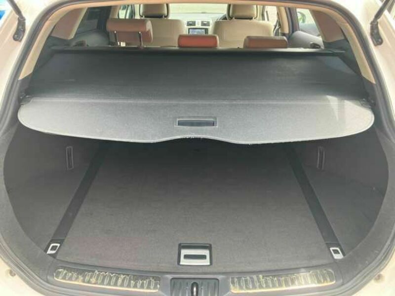 AVENSIS WAGON