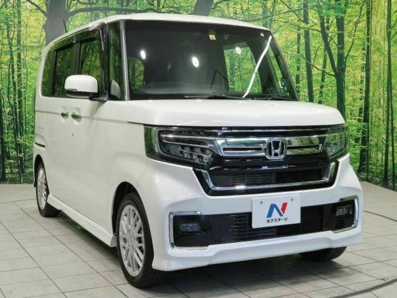 N BOX CUSTOM