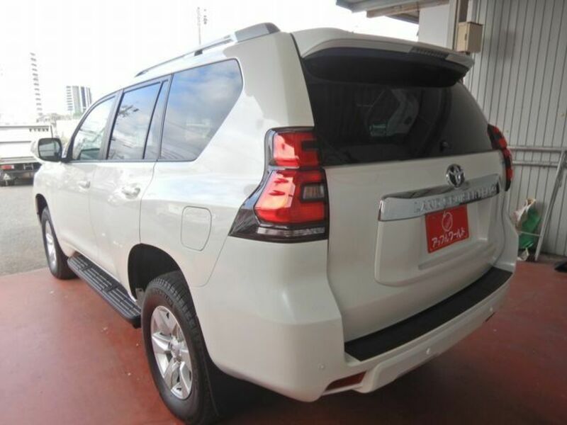 LAND CRUISER PRADO