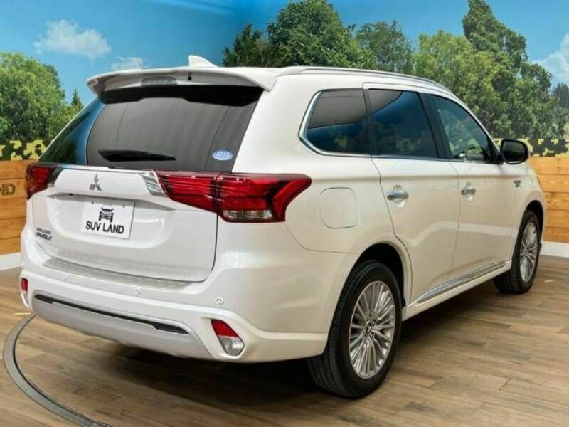 OUTLANDER PHEV