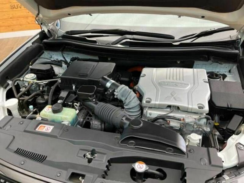 OUTLANDER PHEV