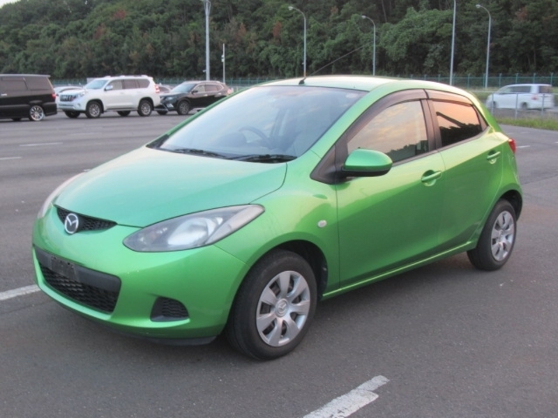 MAZDA　DEMIO