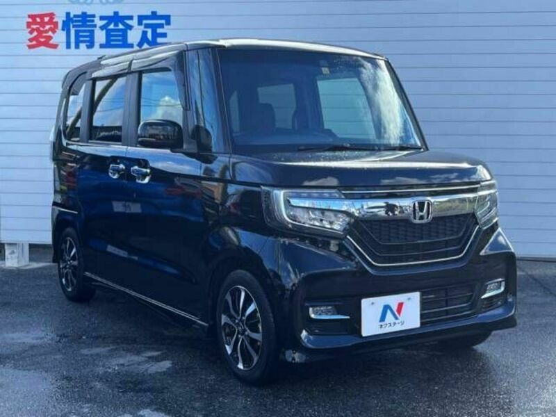 N BOX CUSTOM