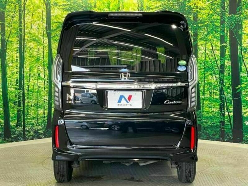 N BOX CUSTOM