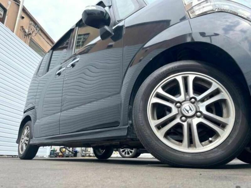 N BOX CUSTOM