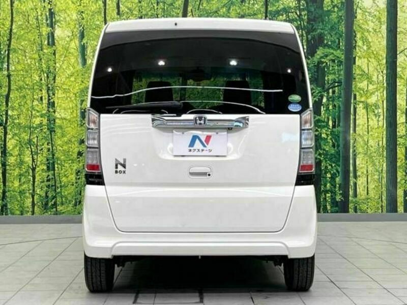 N BOX
