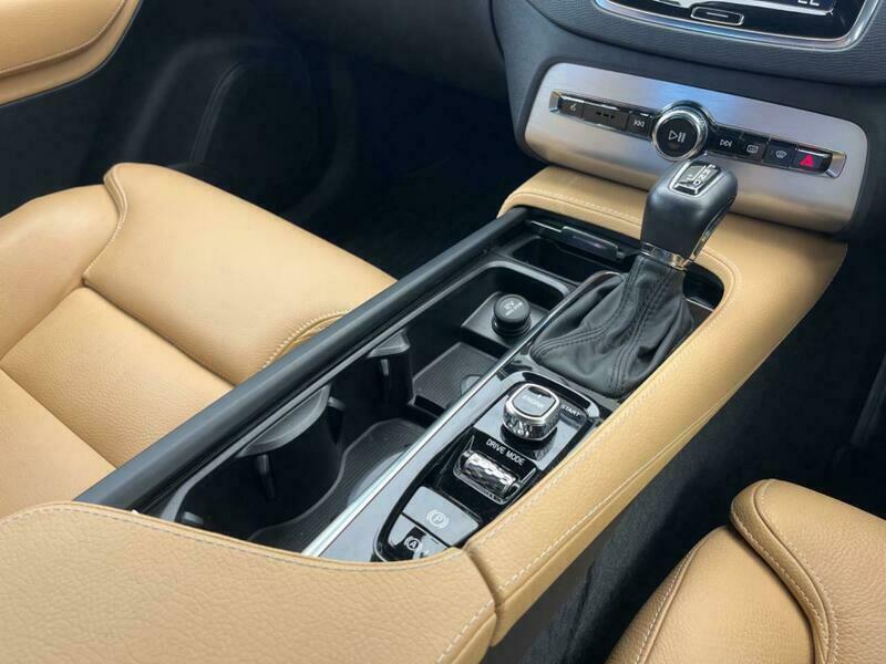XC90