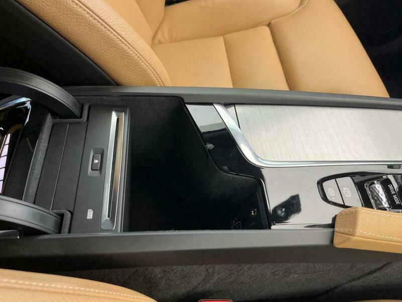 XC90