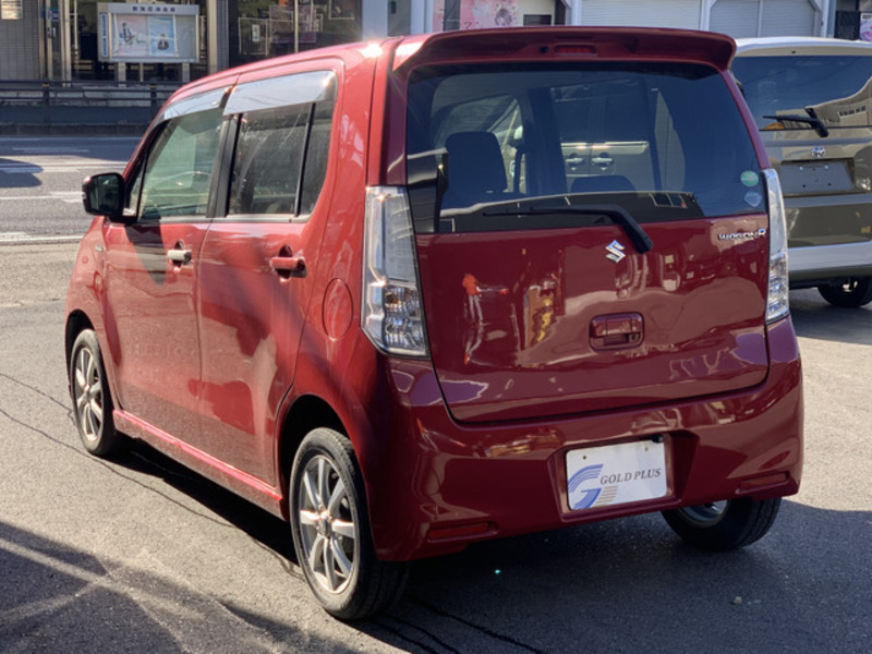 WAGON R