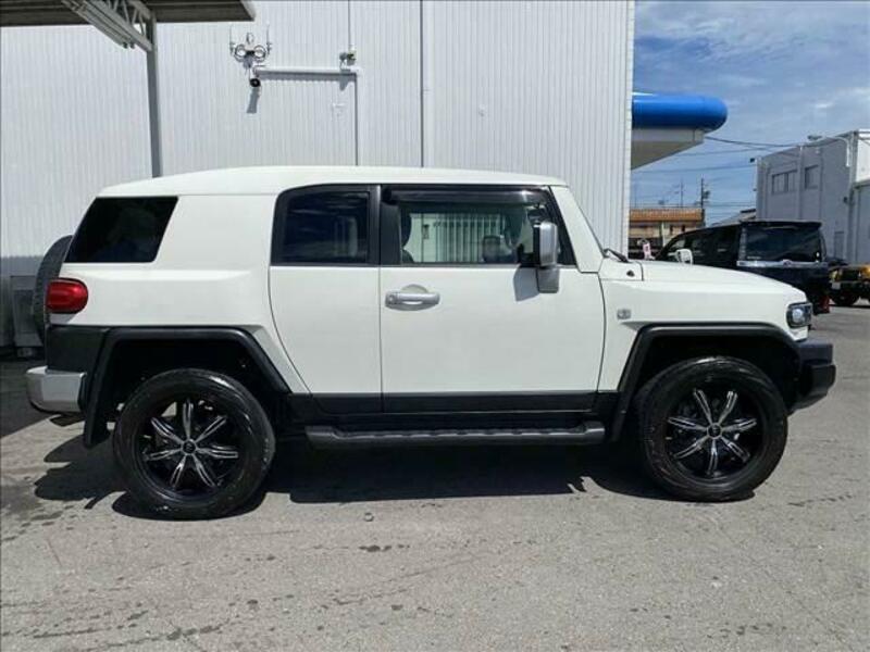 FJ CRUISER