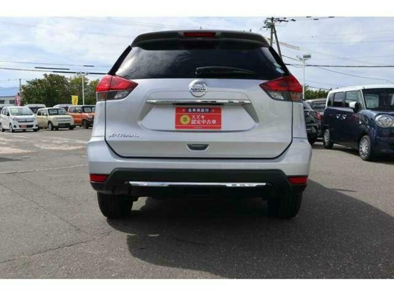 X-TRAIL