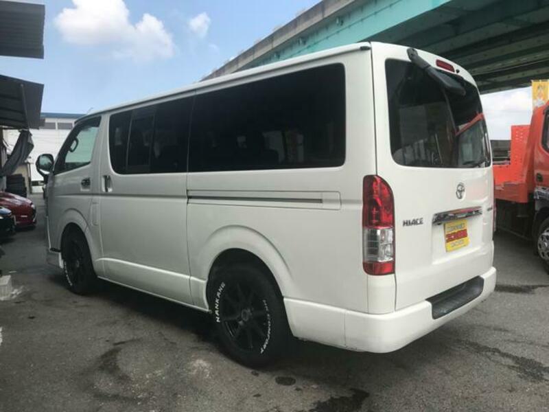 HIACE VAN