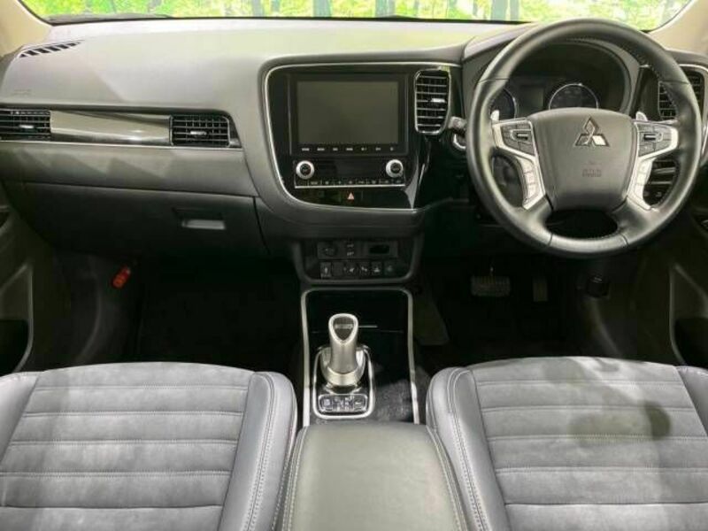 OUTLANDER PHEV