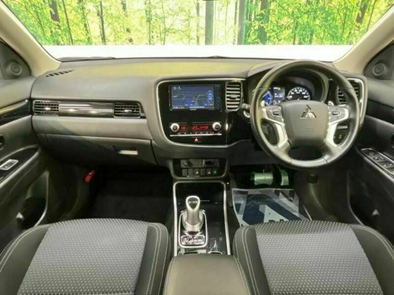 OUTLANDER PHEV