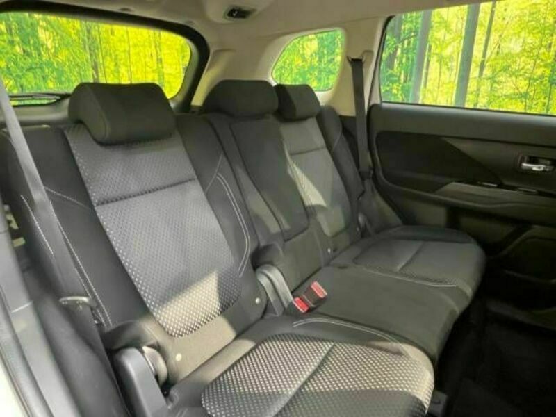 OUTLANDER PHEV