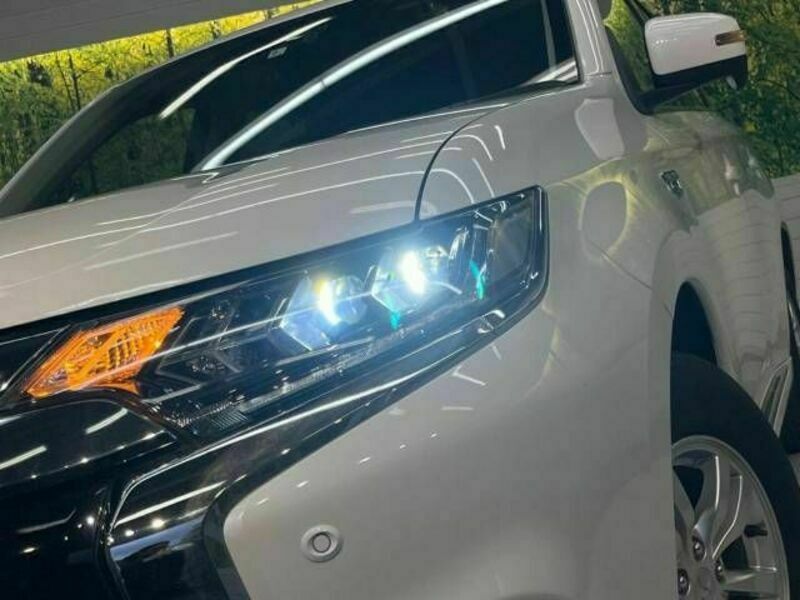 OUTLANDER PHEV