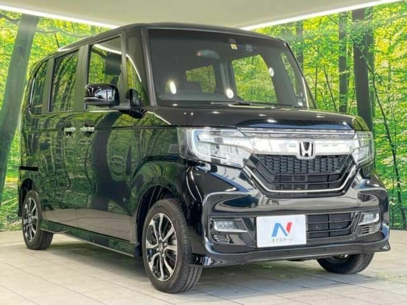 N BOX CUSTOM