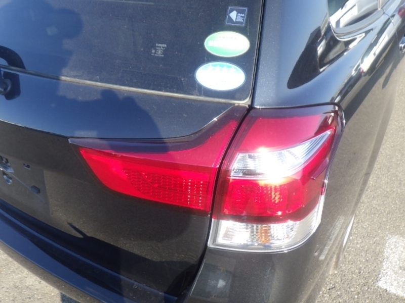 COROLLA FIELDER