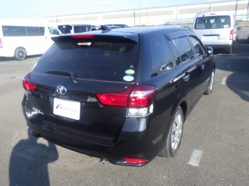 COROLLA FIELDER