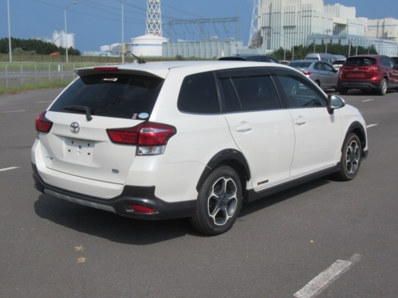COROLLA FIELDER