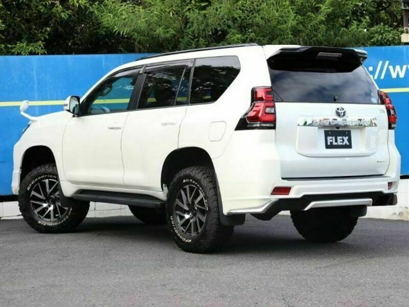 LAND CRUISER PRADO