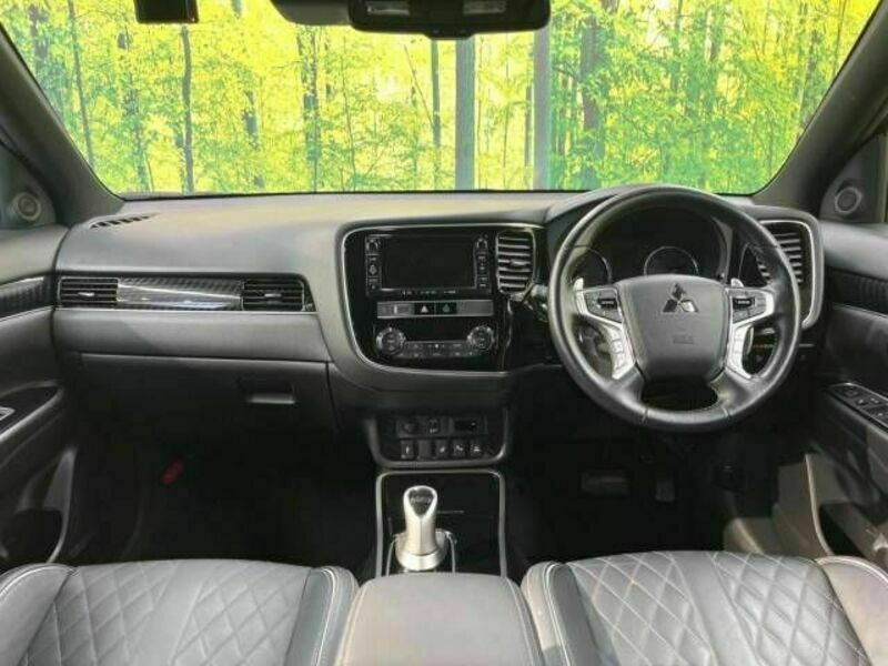 OUTLANDER PHEV