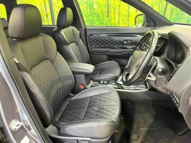 OUTLANDER PHEV