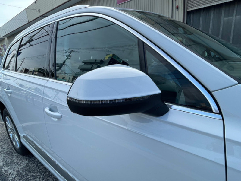 Q7