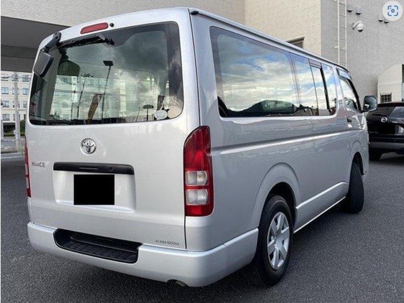 HIACE VAN