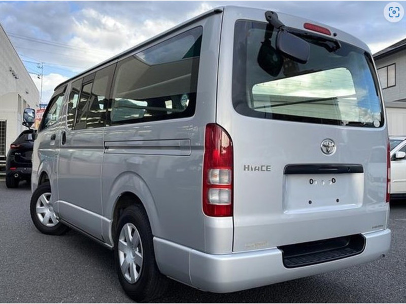 HIACE VAN