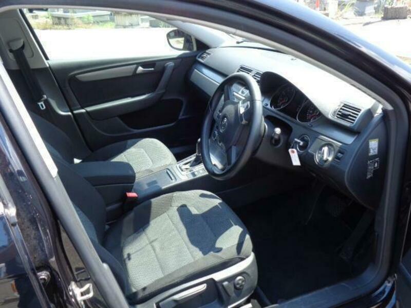 PASSAT VARIANT