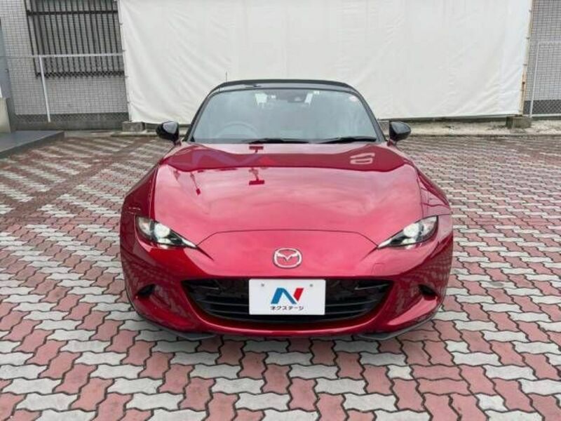 ROADSTER