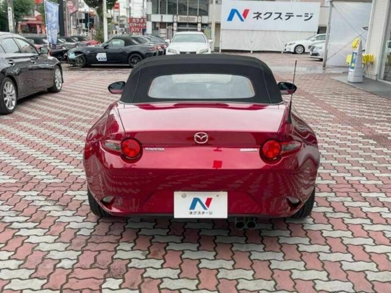 ROADSTER