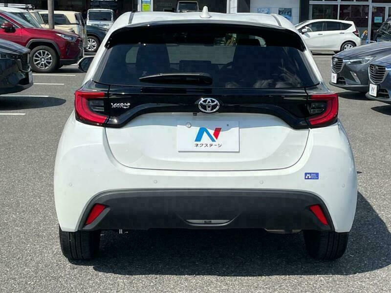 YARIS