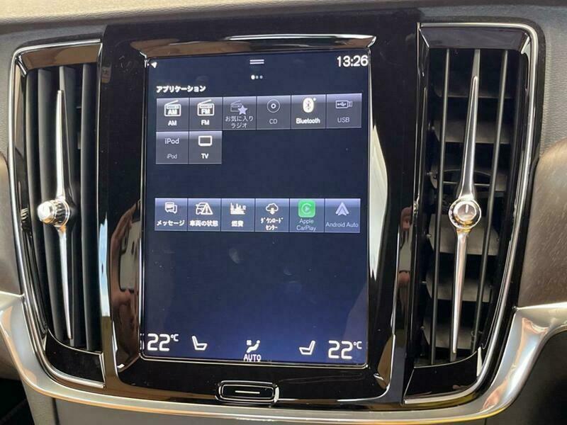 V90