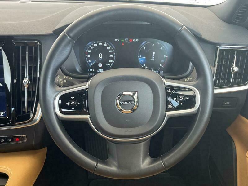 V90