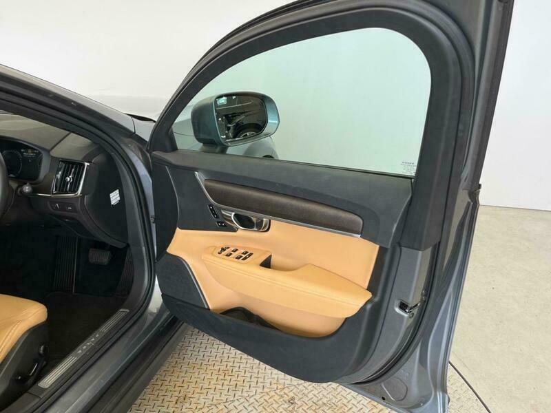 V90
