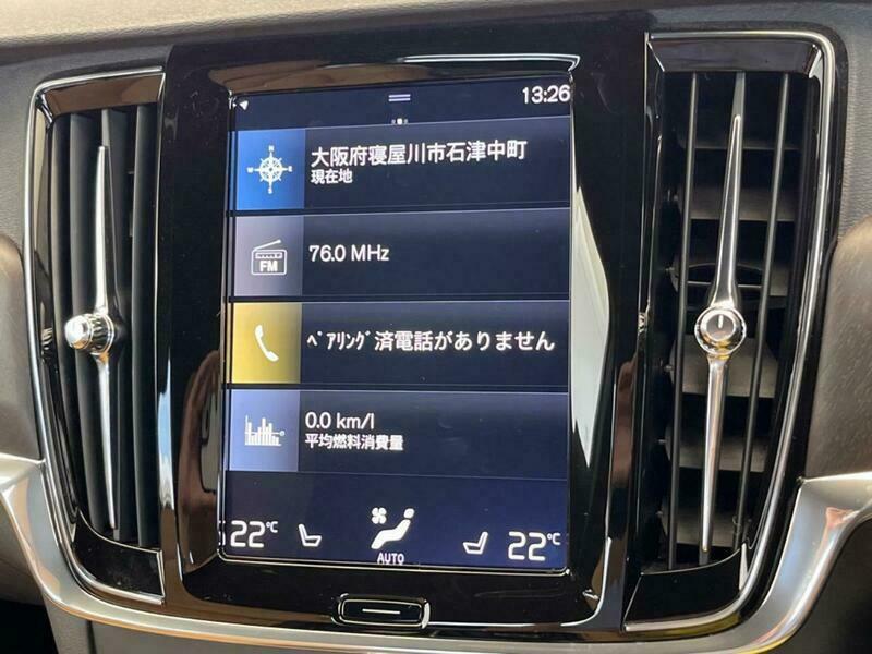 V90