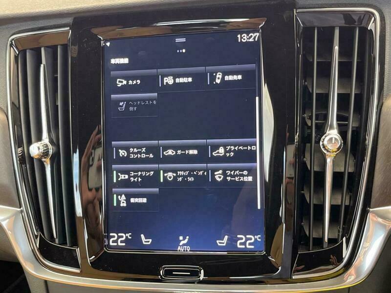 V90