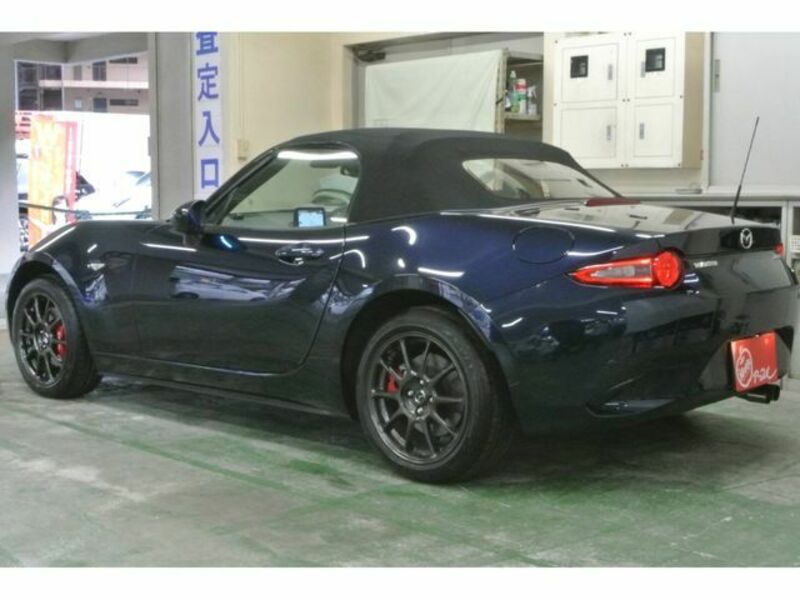 ROADSTER