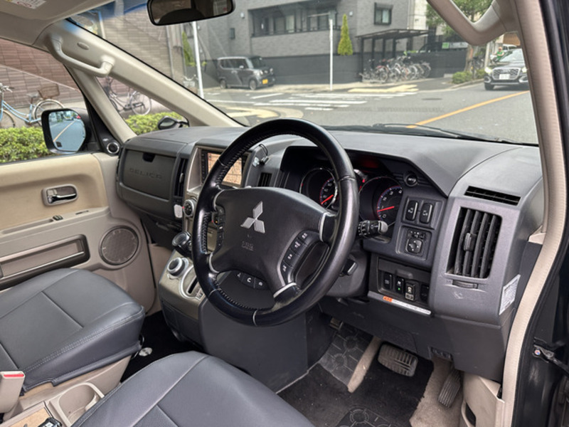 DELICA D5