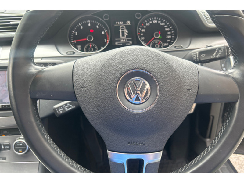 PASSAT VARIANT