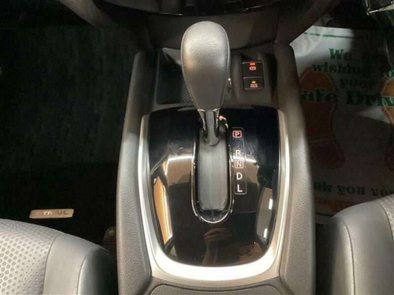 X-TRAIL