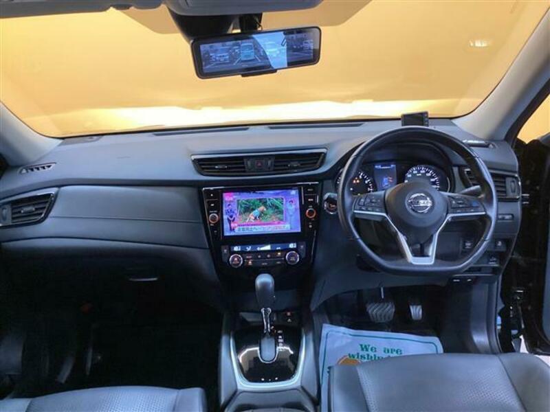 X-TRAIL