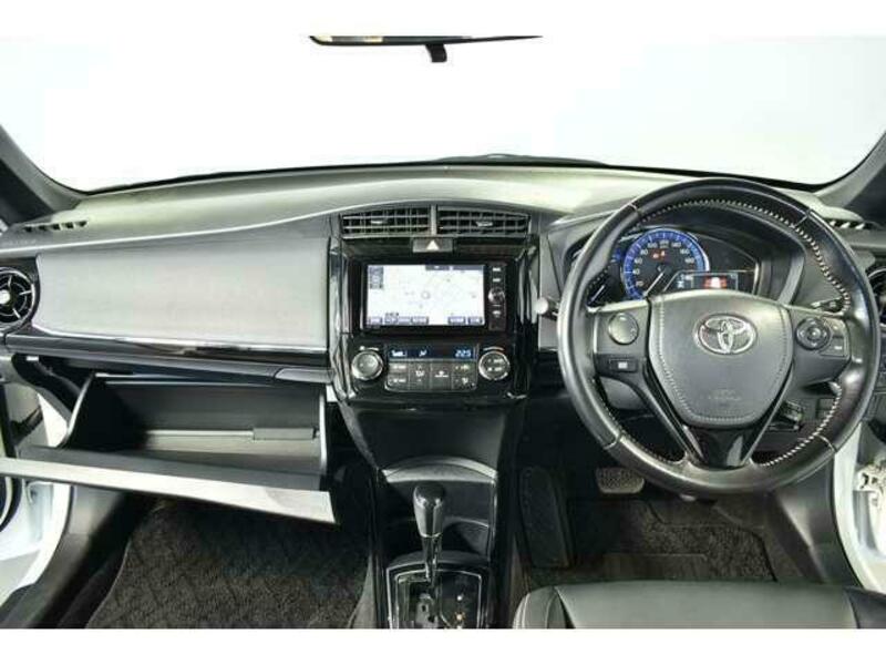 COROLLA FIELDER
