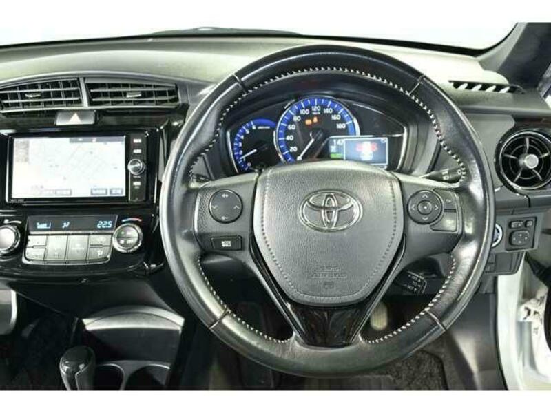COROLLA FIELDER