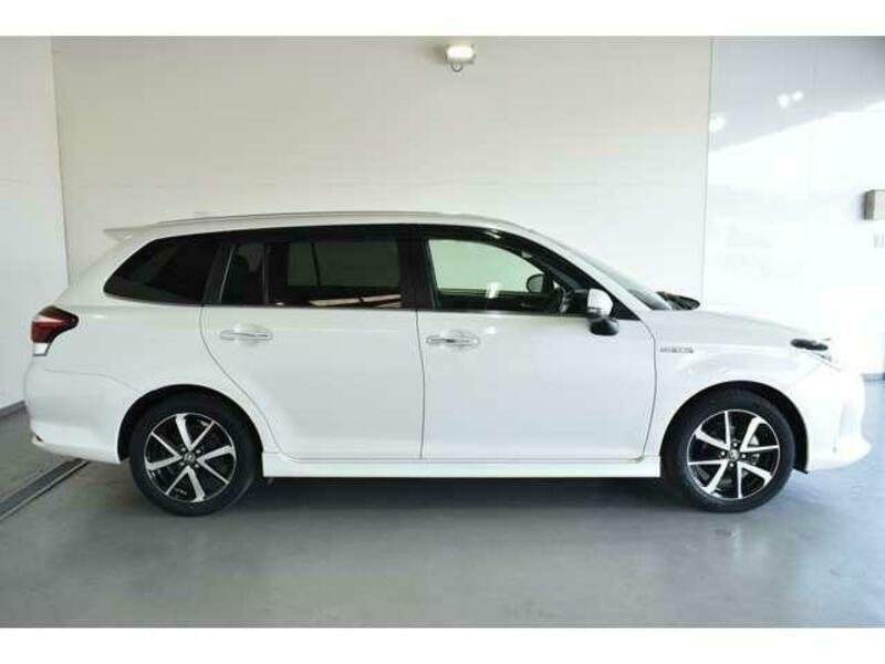 COROLLA FIELDER