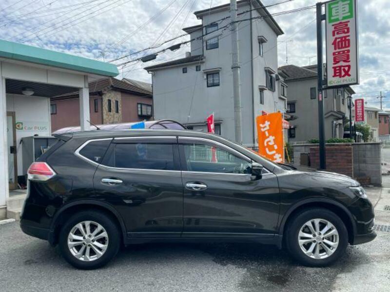 X-TRAIL