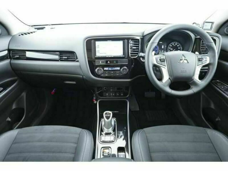 OUTLANDER PHEV